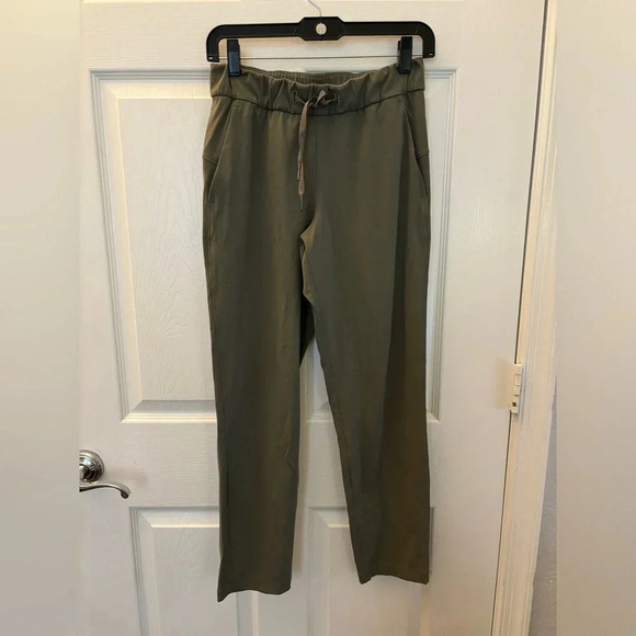 Lululemon On The Fly Pant *27"
Grey Sage - Picture 3 of 6